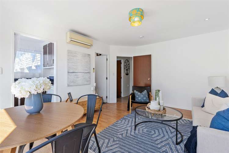 2/40 Longfellow Street Sydenham_3