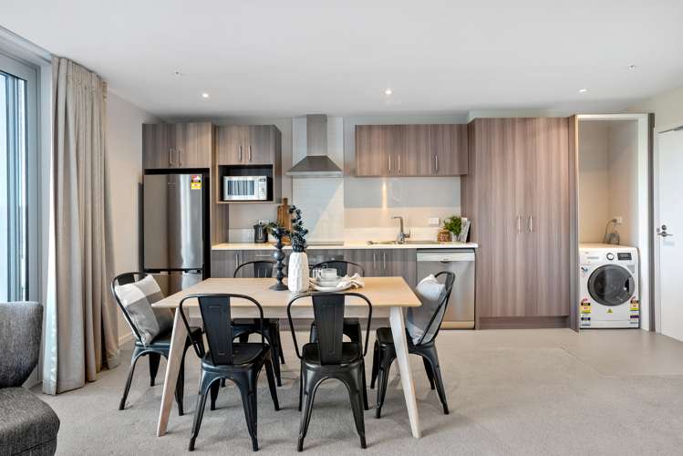 506/25 Don Mckinnon Drive Albany_4