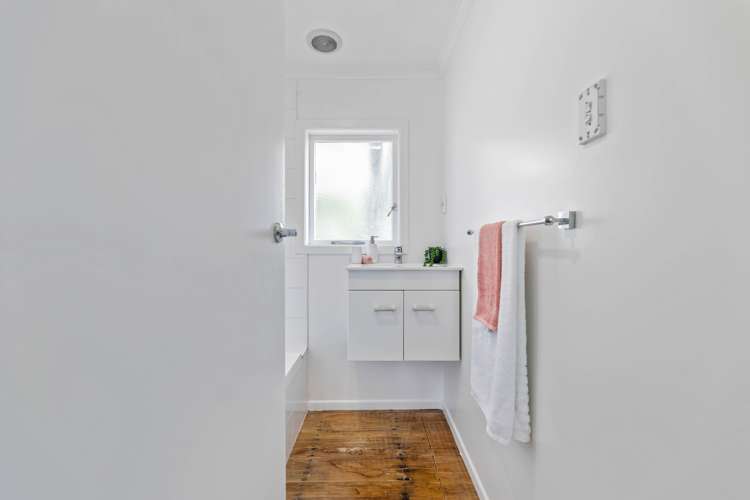 16 Eureka Road Eureka_14