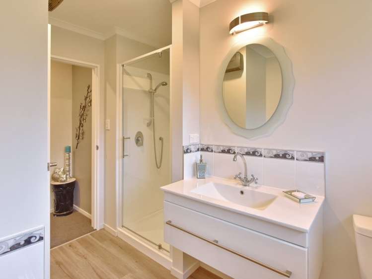 4 John Leith Place Leithfield_13