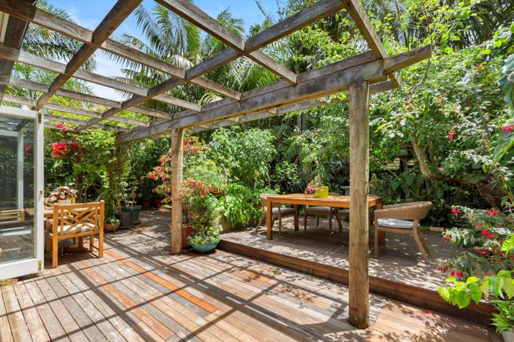 42 Mozeley Avenue Devonport_9