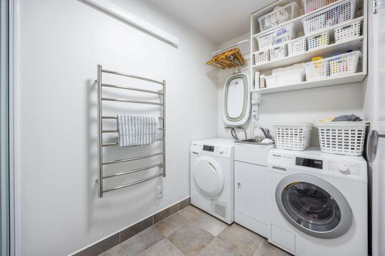 008/1 Parliament Street Auckland Central_10