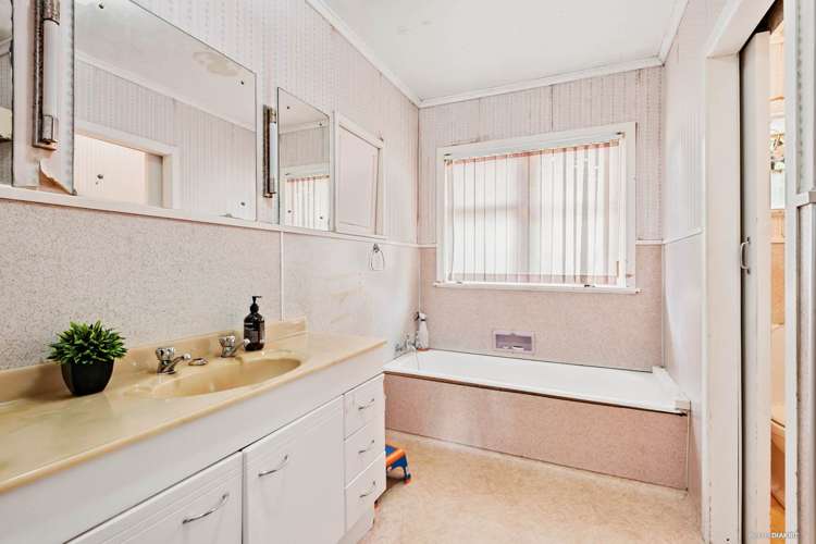 99 Wharf Road Te Atatu Peninsula_9