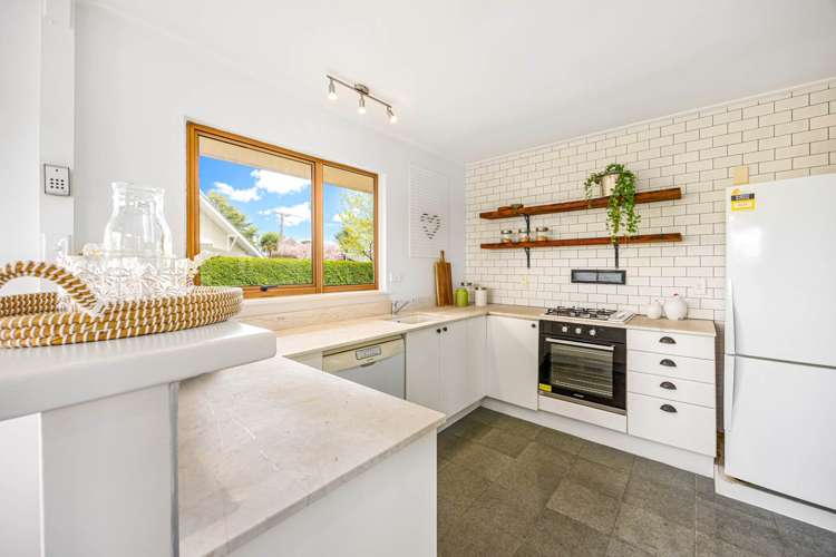 2/6 Penrhyn Road Mount Eden_11
