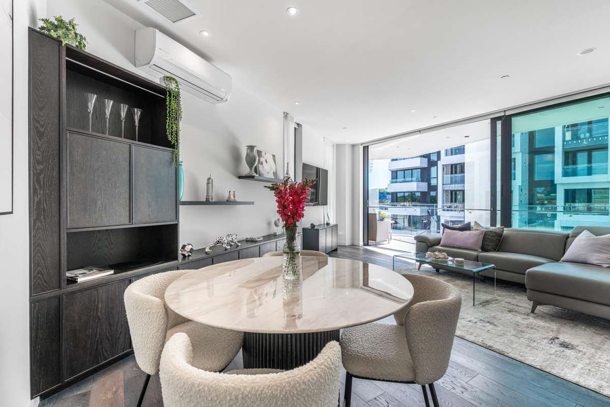 205/223B Green Lane West_1