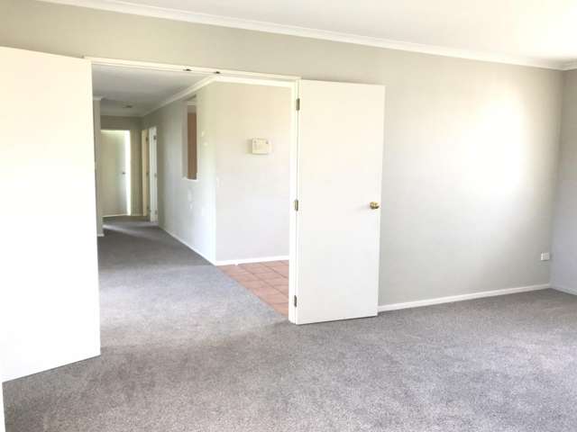 26 Zefiro Drive Massey_2