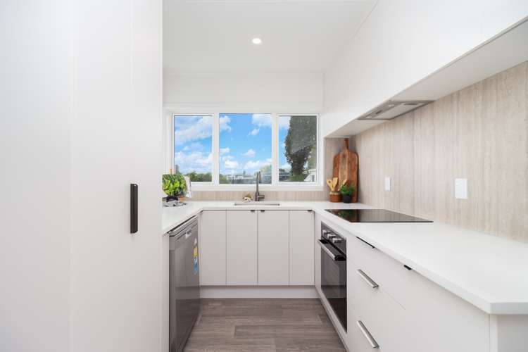 12 Scott Avenue Owhata_2