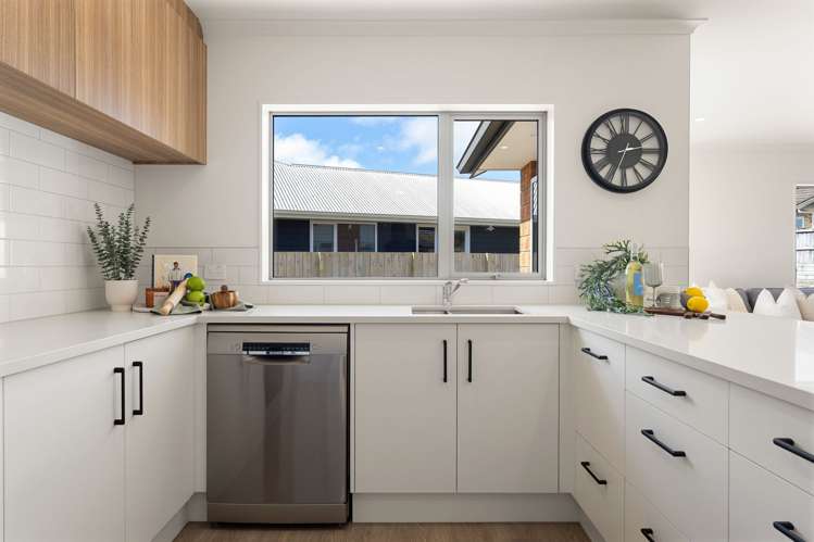 23A Alpers Ridge Leamington_4