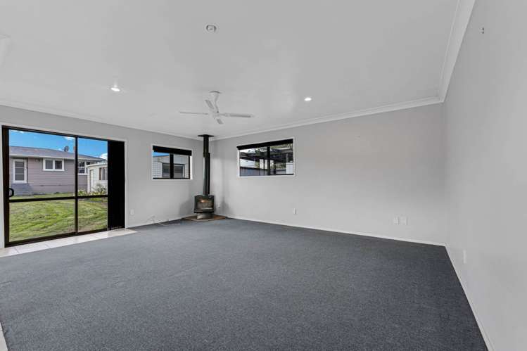 53 Sheehan Avenue Papakura_16