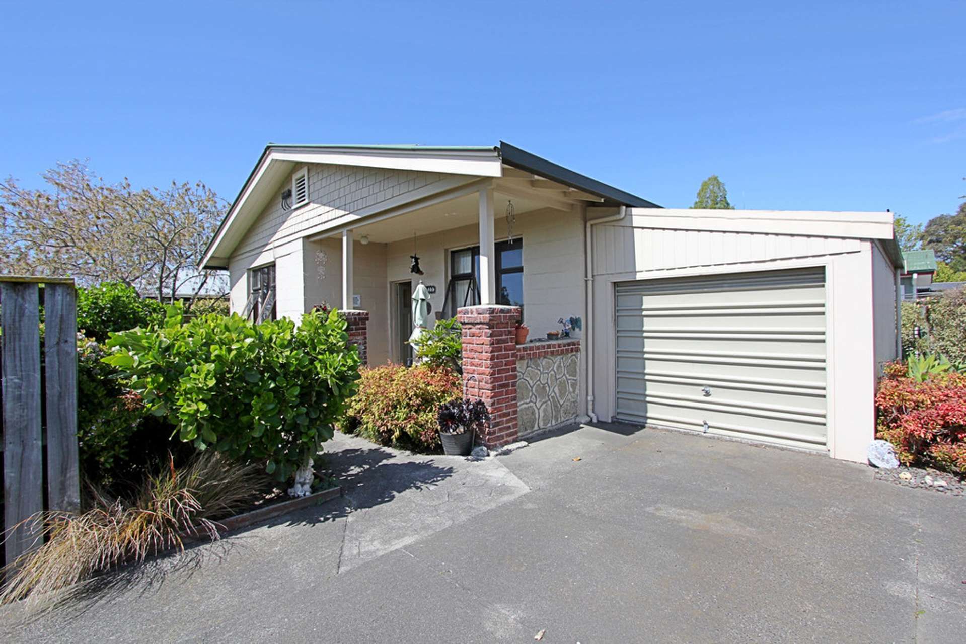 1/32 White Street Taradale_0