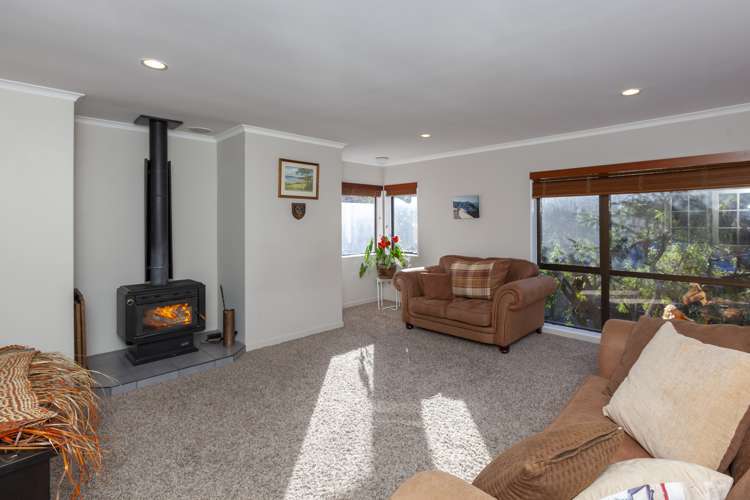 349 Rosetta Road Raumati Beach_16