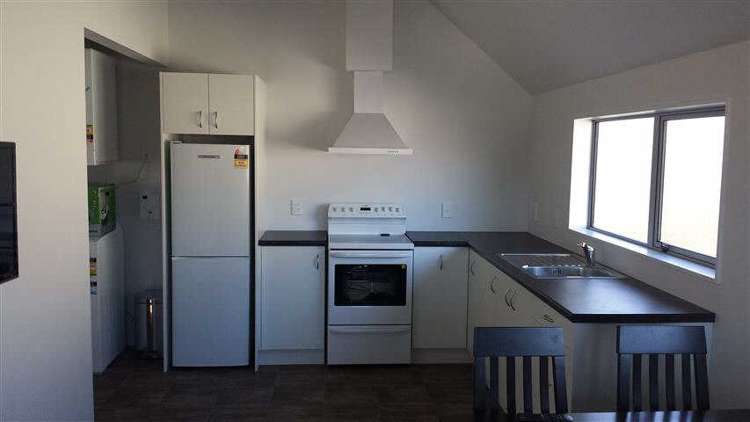 5d/7 Snead Place 1076_4