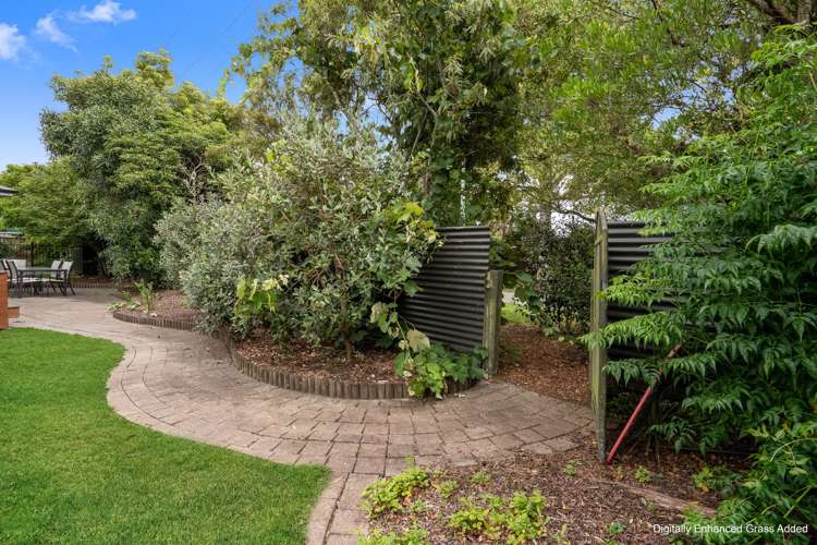 10 Neale Avenue Stoke_26