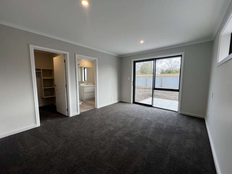 29 Geoff Geering Drive Netherby_11