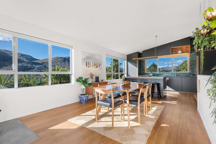 240 Peninsula Road Kelvin Heights_4