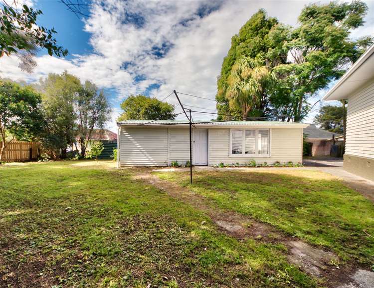 25 Smythe Road Henderson_14