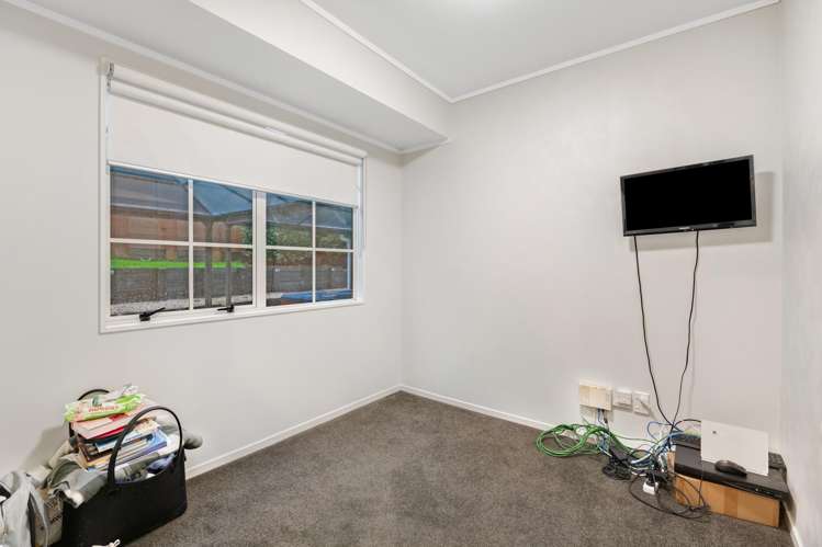 17 Godwin Court Unsworth Heights_12