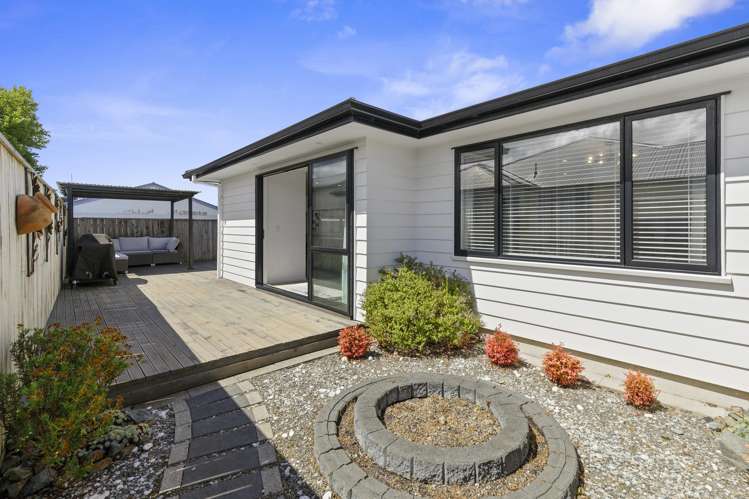 11 Poulson Grove Trentham_6