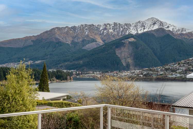 52 Oregon Drive Kelvin Heights_3