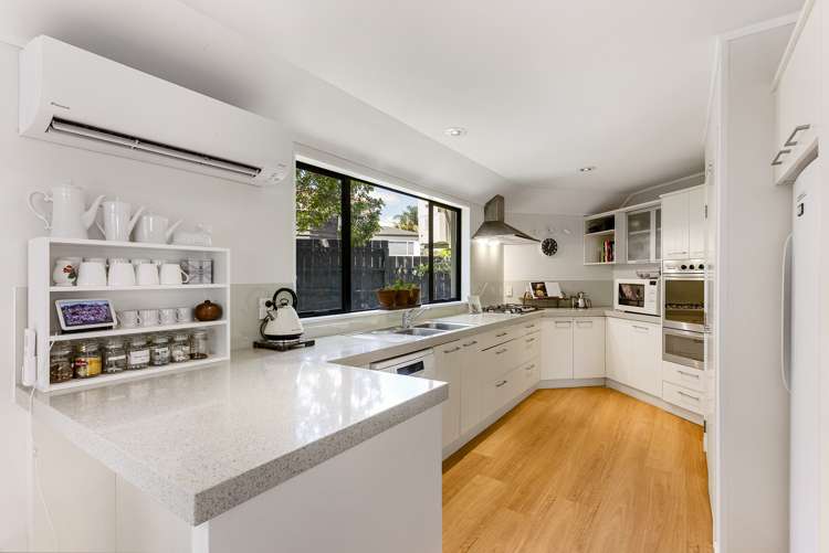 2/52 Hattaway Avenue Bucklands Beach_7