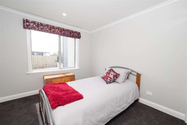 8c Goldrich Grove Netherby_10