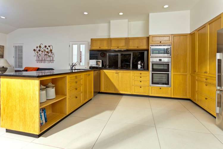1 Oakford Park Crescent Greenhithe_6