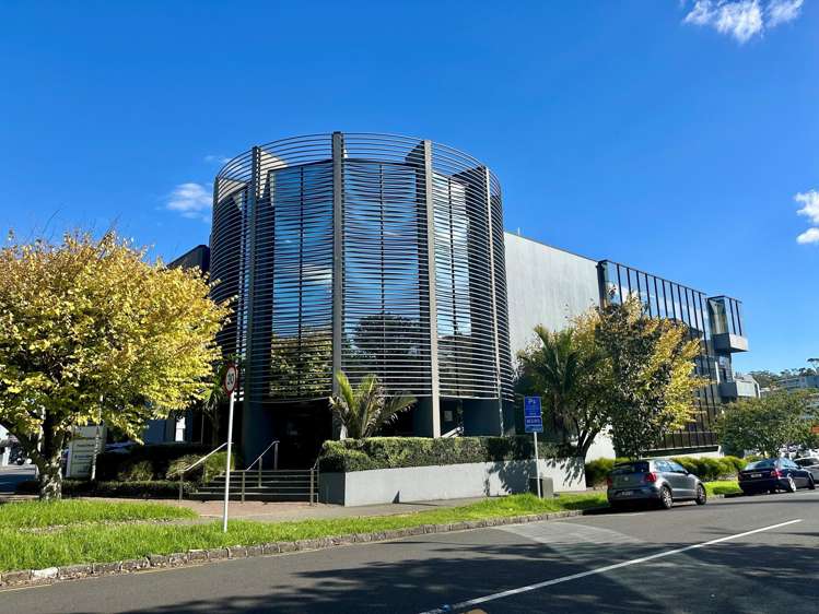 1 Broadway Newmarket_2