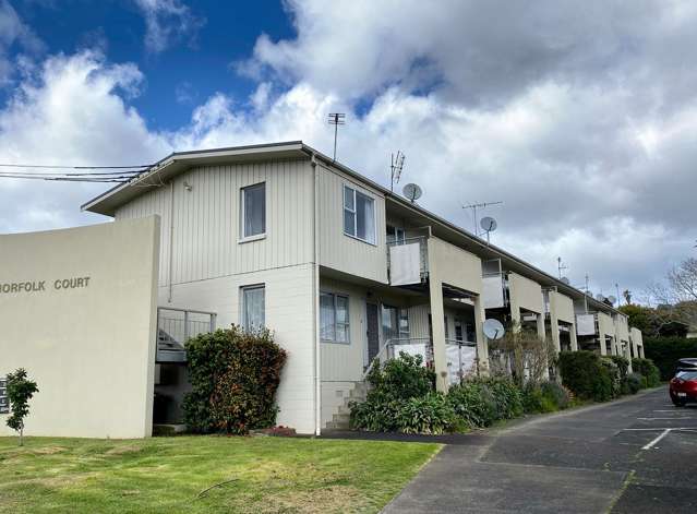 9/8 Shackleton Road Mount Eden_2