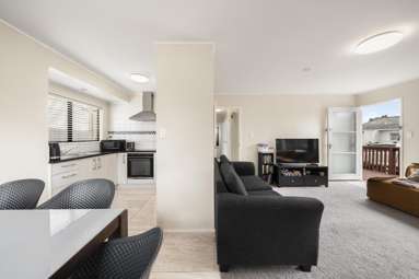 3/187 Buckland Road_4