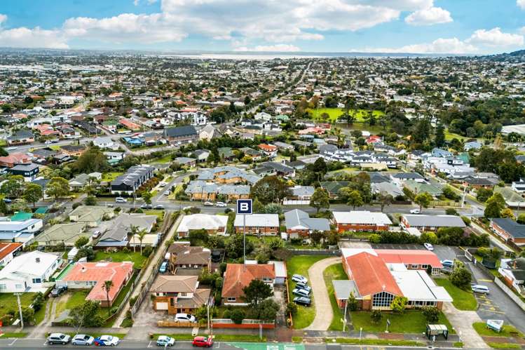 32 Donovan Street Blockhouse Bay_29