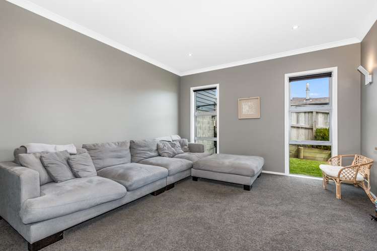 105 Endeavour Drive Whitby_14