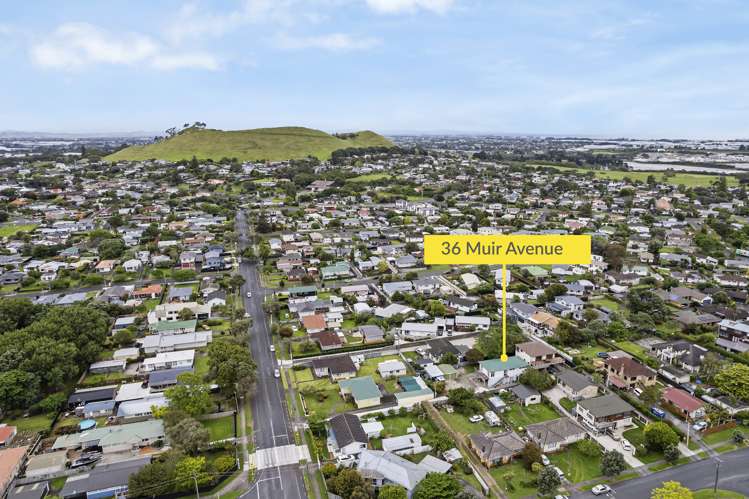 36 Muir Avenue Mangere Bridge_16