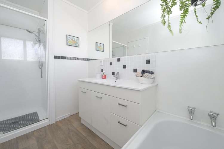 33 Shelley Street Otumoetai_12