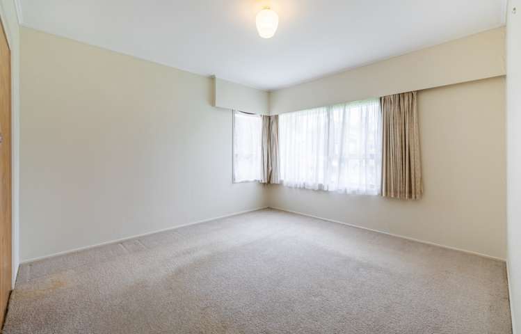 60 Mcfadzean Drive Blockhouse Bay_13