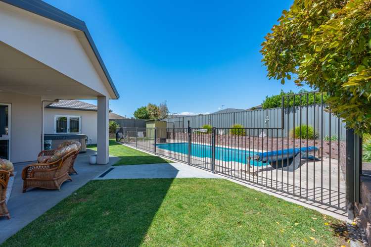 8 Karoola Place Havelock North_11