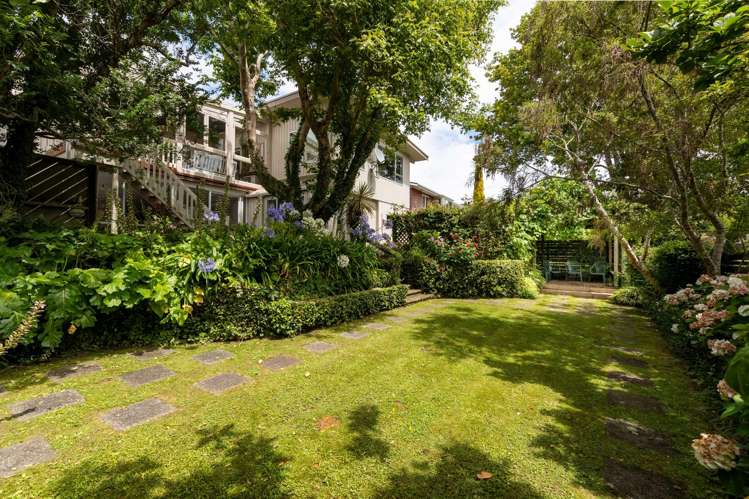 13 Chichester Drive Pinehaven_34