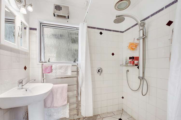 258 Lord Rutherford Road South Brightwater_16