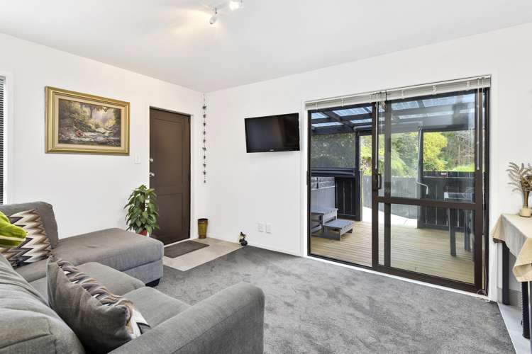 2/19 Glenorchy Street Glen Eden_3