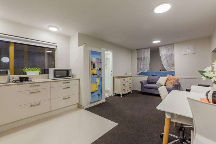 112A Sartors Ave 1607_2