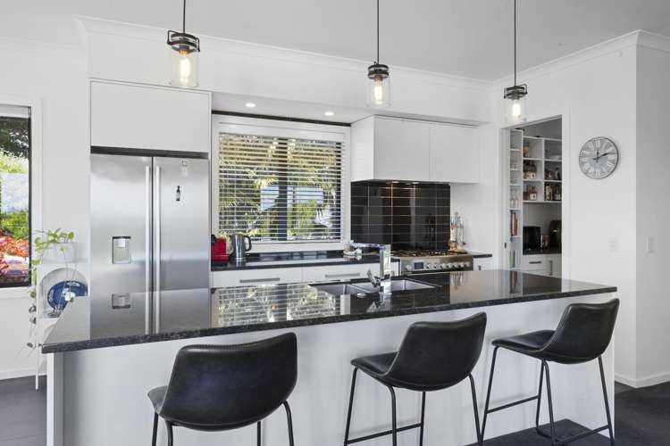 438 Mangorei Road Highlands Park_4