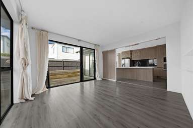 35 Greenfinch Road_1