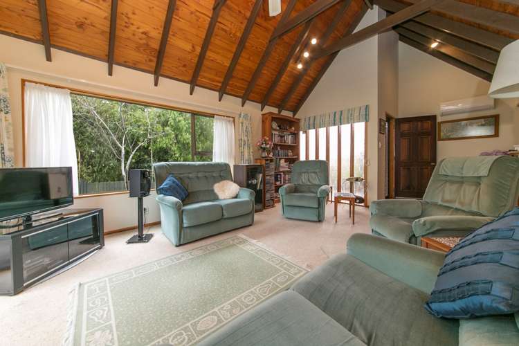 2/8 West Lynn Road Titirangi_4