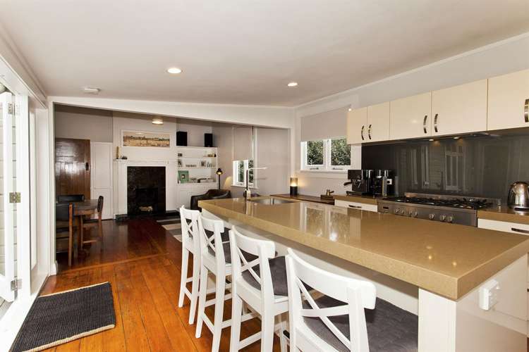 12 Hastings Parade Devonport_5