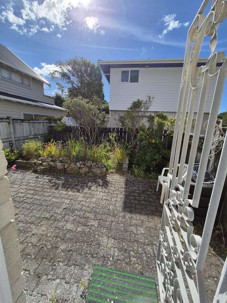 54 Oroua Street Eastbourne_14