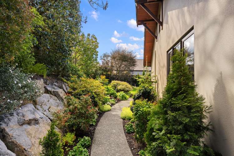 7 Ridings Grove Richmond_21