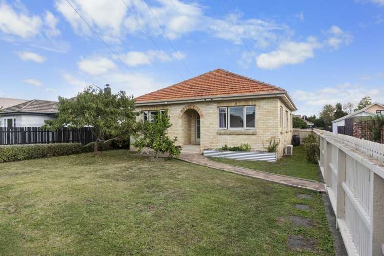 9a Saint Olpherts Avenue Hamilton East_1