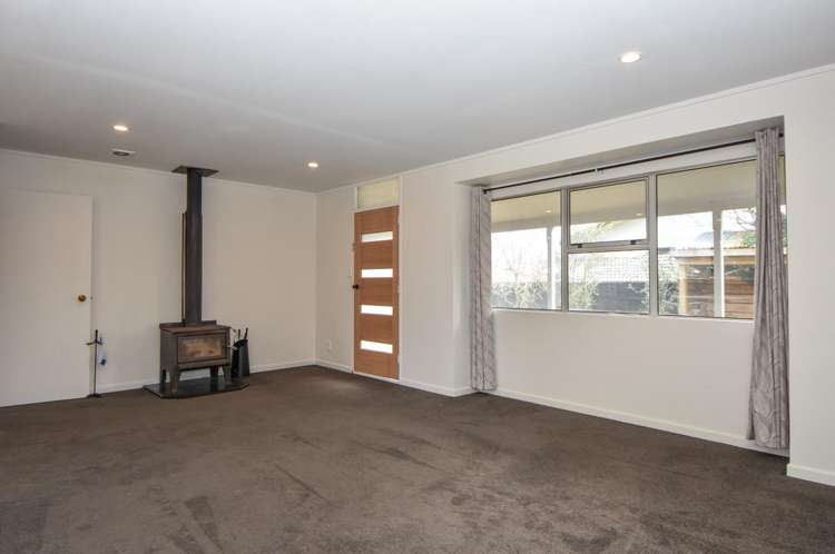 7A Moore Crescent Carterton_8