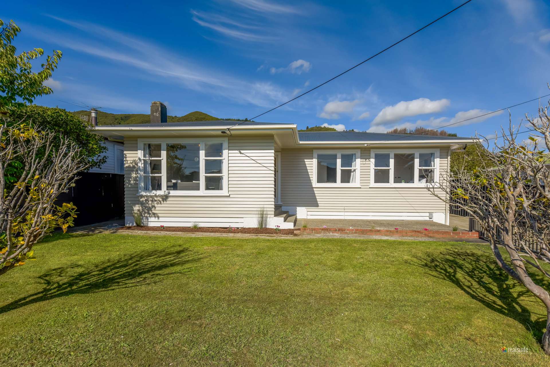 14 Ruthven Road Wainuiomata Lower Hutt City Houses for Sale One