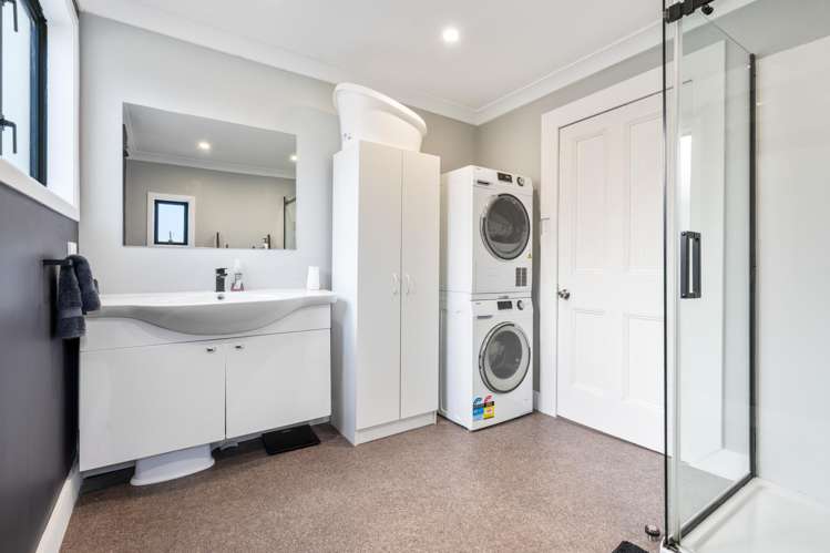 10 Constant Street Sawyers Bay_15