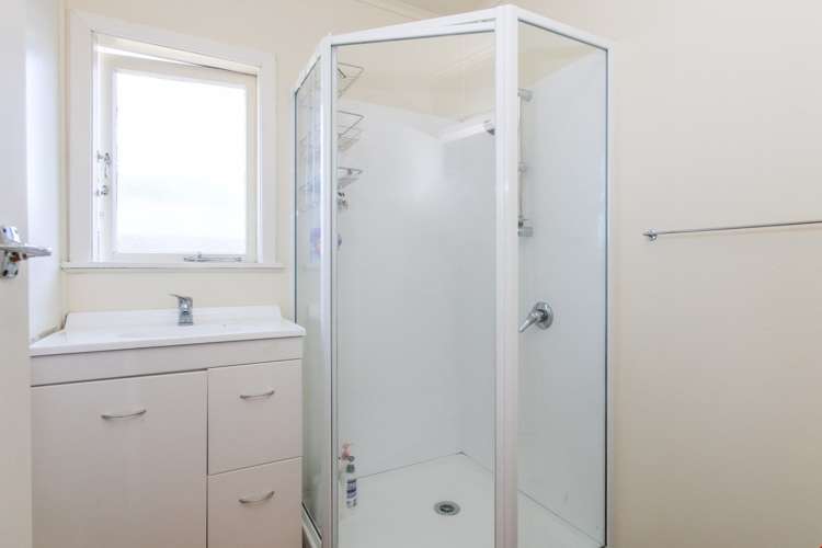 1 Te Kanawa Crescent Henderson_14